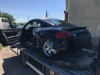 bontott AUDI TT Bal hátsó Rugó