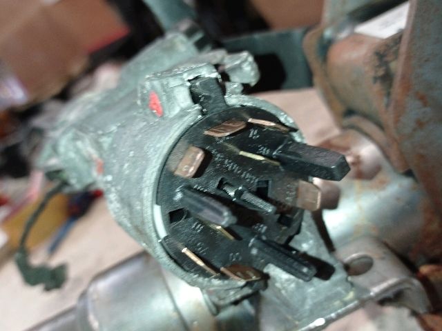 bontott AUDI TT Gyújtáskapcsoló Házzal