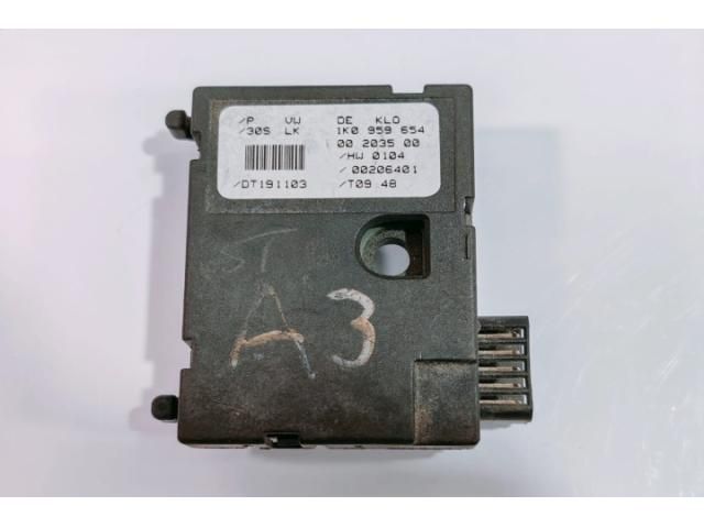 bontott AUDI TT Jeladó (Magában)