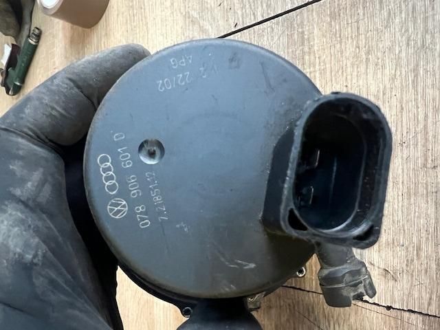 bontott AUDI TT Szekunder Levegő Szivattyú