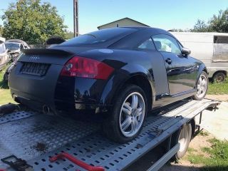 bontott AUDI TT Szívósor