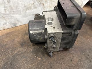 bontott AUDI TT ABS Kocka