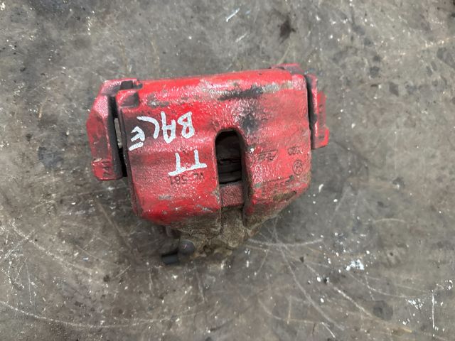 bontott AUDI TT Bal első Féknyereg Munkahengerrel