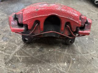 bontott AUDI TT Bal első Féknyereg Munkahengerrel