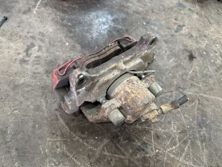 bontott AUDI TT Bal első Féknyereg Munkahengerrel