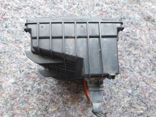 bontott AUDI TT Biztosítéktábla Motortér