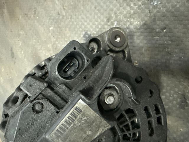 bontott AUDI TT Generátor