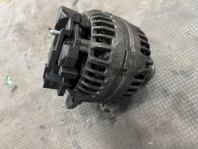 bontott AUDI TT Generátor