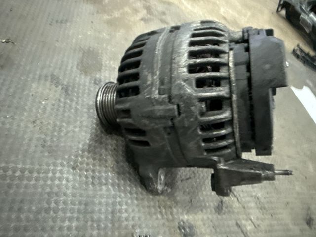 bontott AUDI TT Generátor