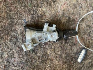 bontott AUDI TT Gyújtáskapcsoló Házzal