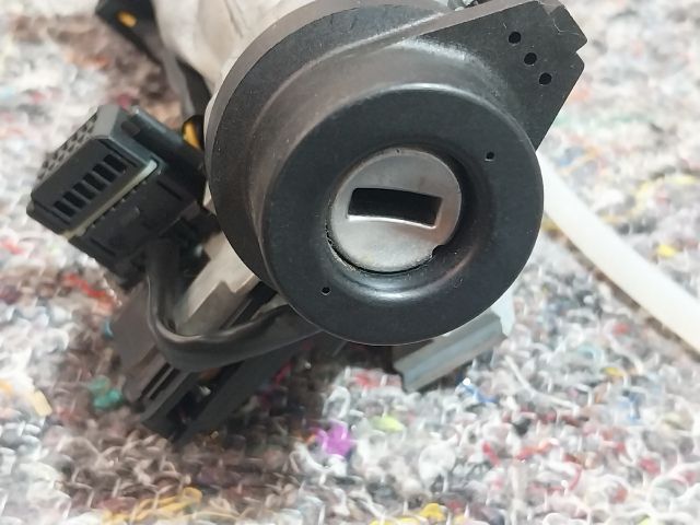 bontott AUDI TT Gyújtáskapcsoló Házzal