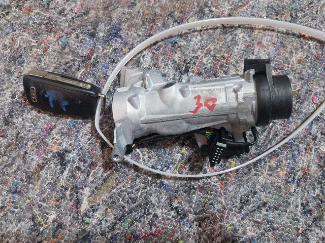 bontott AUDI TT Gyújtáskapcsoló Házzal