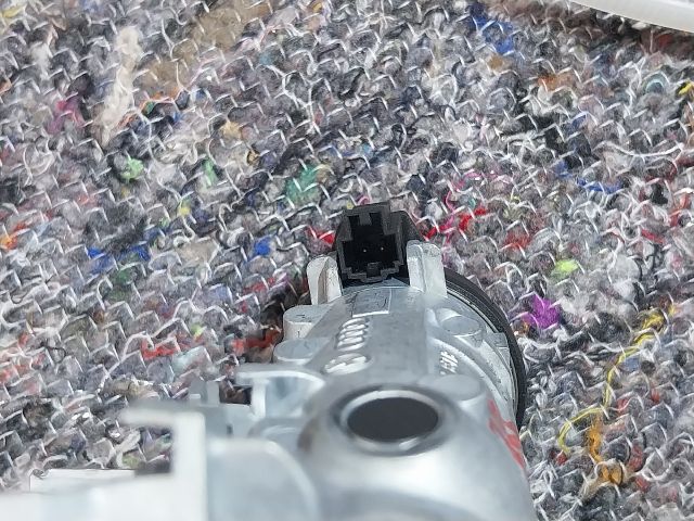 bontott AUDI TT Gyújtáskapcsoló Házzal