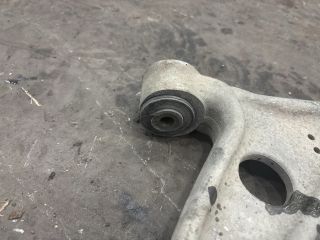 bontott AUDI TT Jobb első Lengőkar