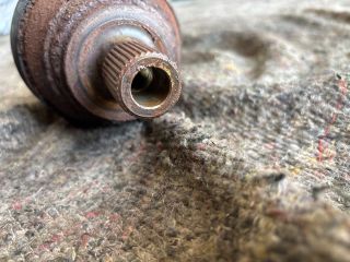 bontott AUDI TT Jobb Féltengely