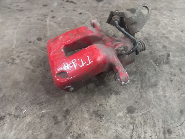 bontott AUDI TT Jobb hátsó Féknyereg Munkahengerrel