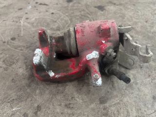 bontott AUDI TT Jobb hátsó Féknyereg Munkahengerrel