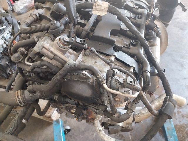 bontott AUDI TT Komplett Motor (Segédberendezésekkel)