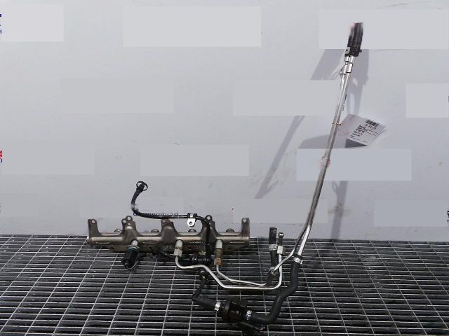 bontott AUDI TT Közösnyomócső