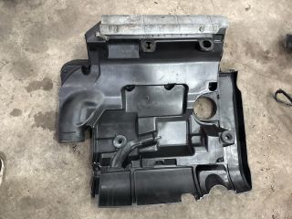 bontott AUDI TT Légszűrő Ház