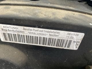 bontott AUDI TT Motor (Fűzött blokk hengerfejjel)