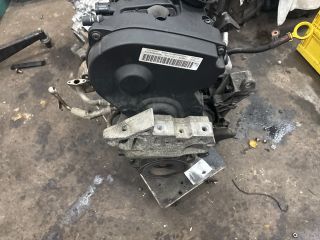 bontott AUDI TT Motor (Fűzött blokk hengerfejjel)