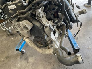 bontott AUDI TT Motor (Fűzött blokk hengerfejjel)