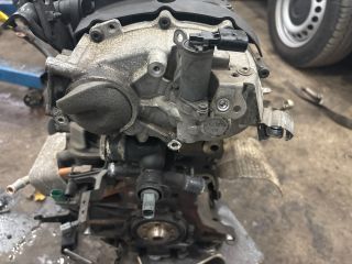 bontott AUDI TT Motor (Fűzött blokk hengerfejjel)