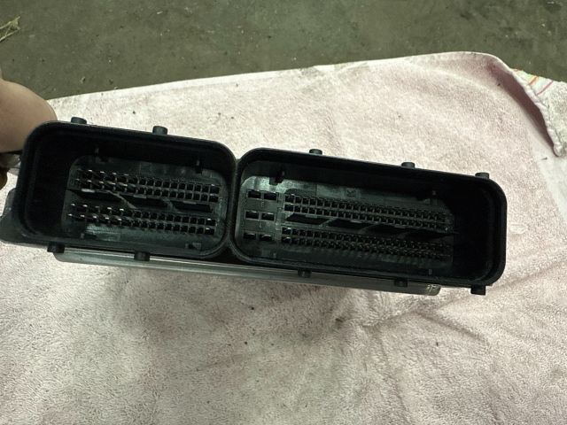 bontott AUDI TT Motorvezérlő