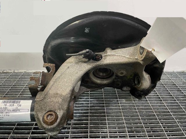 bontott AUDI TT Jobb első Csonkállvány