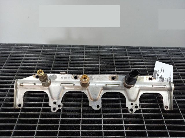 bontott AUDI TT Közösnyomócső