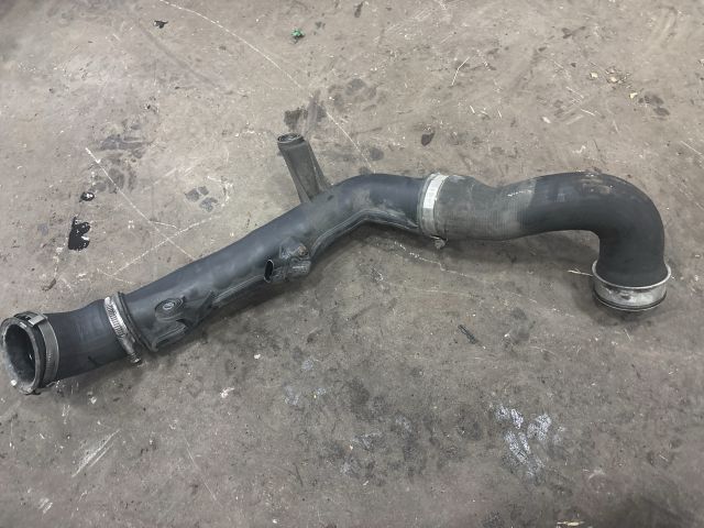 bontott AUDI TT Turbócső