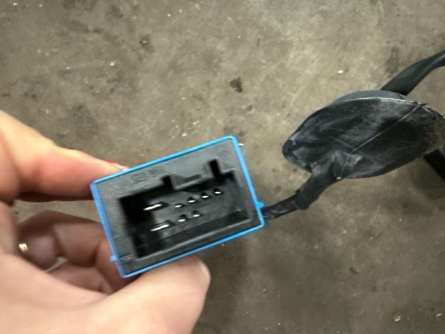 bontott AUDI TT Üzemanyag Szivattyú Relé