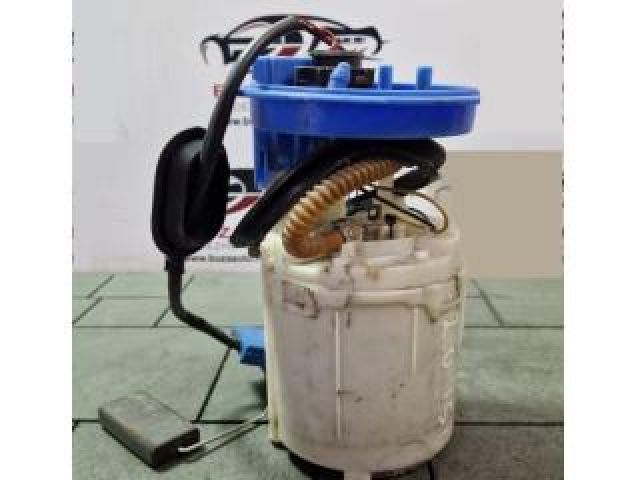 bontott AUDI TT Üzemanyag Szivattyú