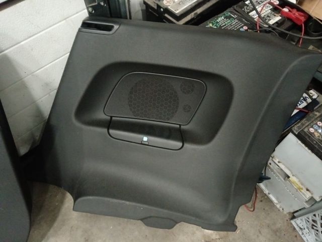 bontott AUDI TT Ajtó Kárpit Szett