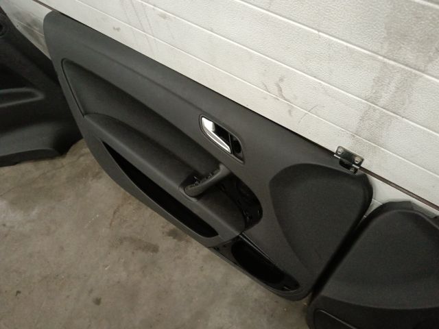 bontott AUDI TT Ajtó Kárpit Szett