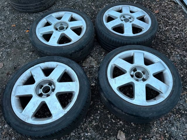 bontott AUDI TT Alufelni Szett
