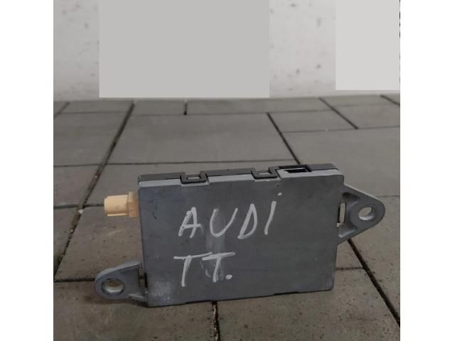 bontott AUDI TT Antenna Erősítő