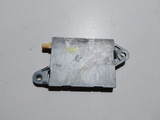 bontott AUDI TT Antenna Erősítő