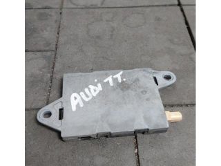 bontott AUDI TT Antenna Erősítő