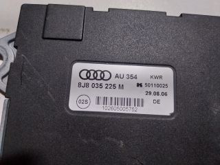 bontott AUDI TT Antenna Erősítő