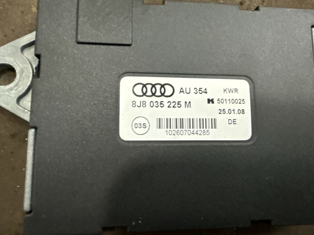 bontott AUDI TT Antenna Erősítő