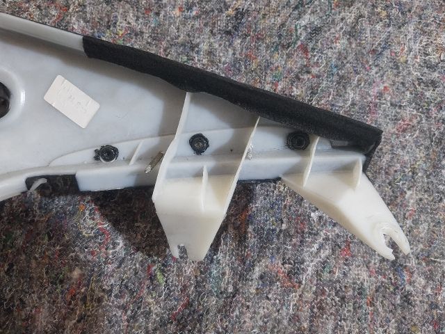 bontott AUDI TT Bal C Oszlop Burkolat