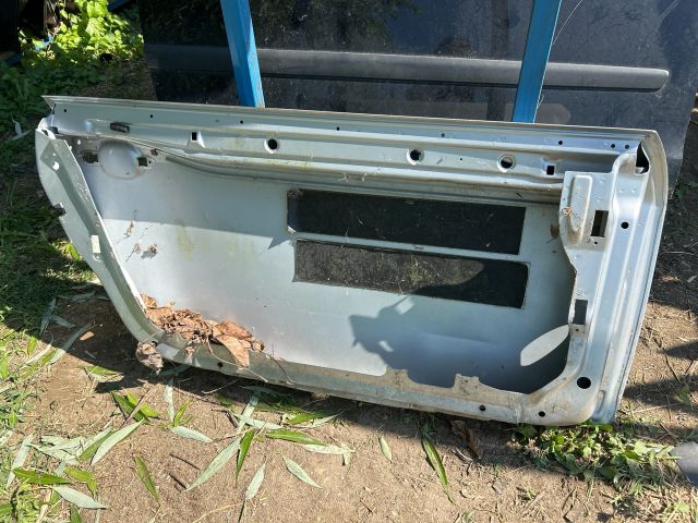 bontott AUDI TT Bal első Ajtó (Üres lemez)