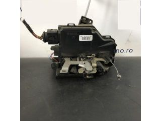 bontott AUDI TT Bal első Ajtózár