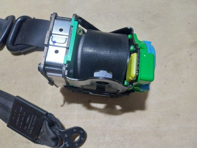 bontott AUDI TT Bal első Biztonsági Öv