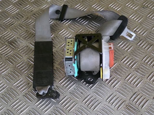 bontott AUDI TT Bal első Biztonsági Öv