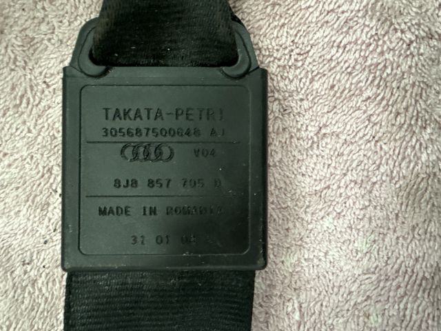 bontott AUDI TT Bal első Biztonsági Öv