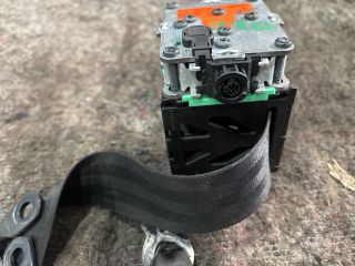 bontott AUDI TT Bal első Biztonsági Öv