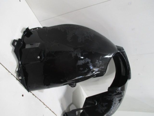 bontott AUDI TT Bal első Dobbetét (Kerékjárati, Műanyag)